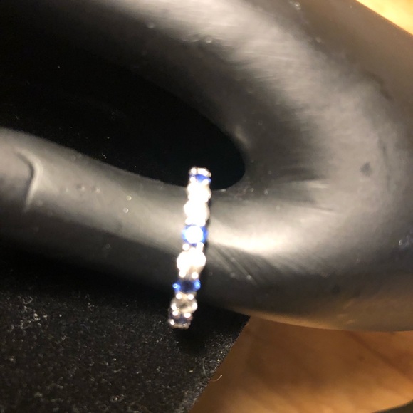 Sold - Picture 7 of 8